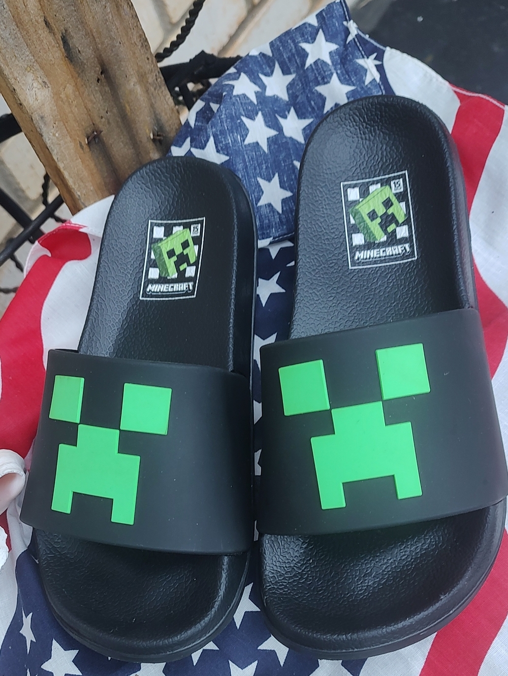 Minecraft Shoes - Picture 2 of 8